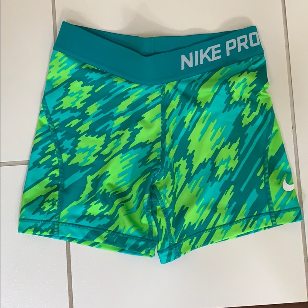Nike pros